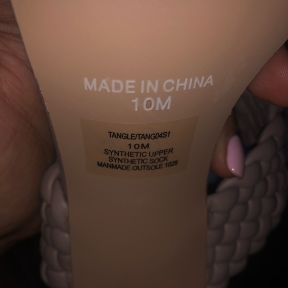 Trendy! Steve Madden braided heel! - Picture 6 of 6